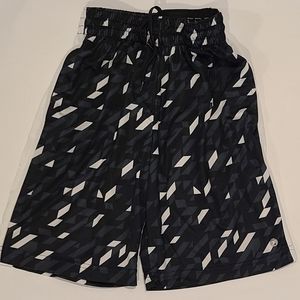 3/$12 Xersion boys athletic shorts sz S/8